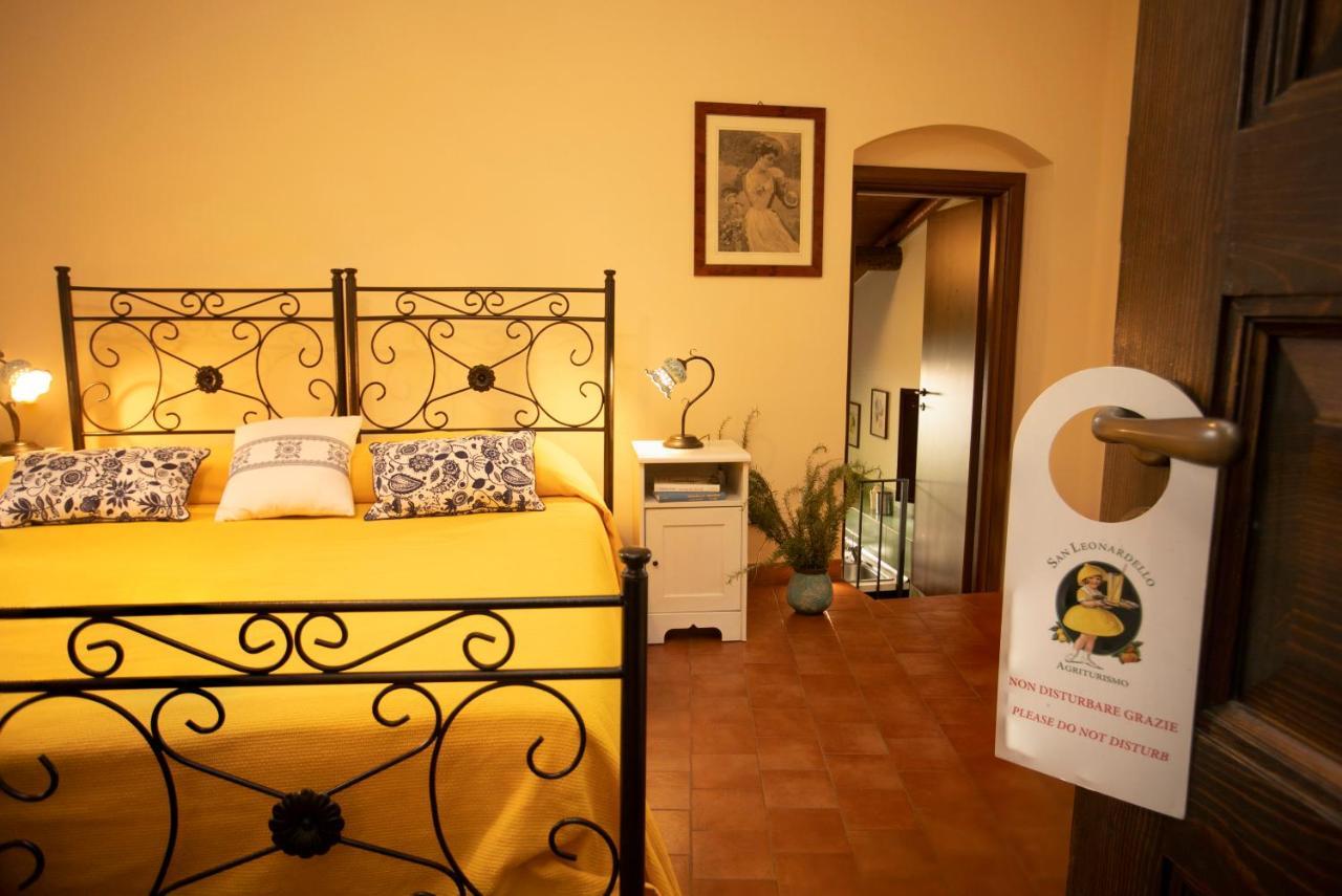 Agriturismo San Leonardello エクステリア 写真