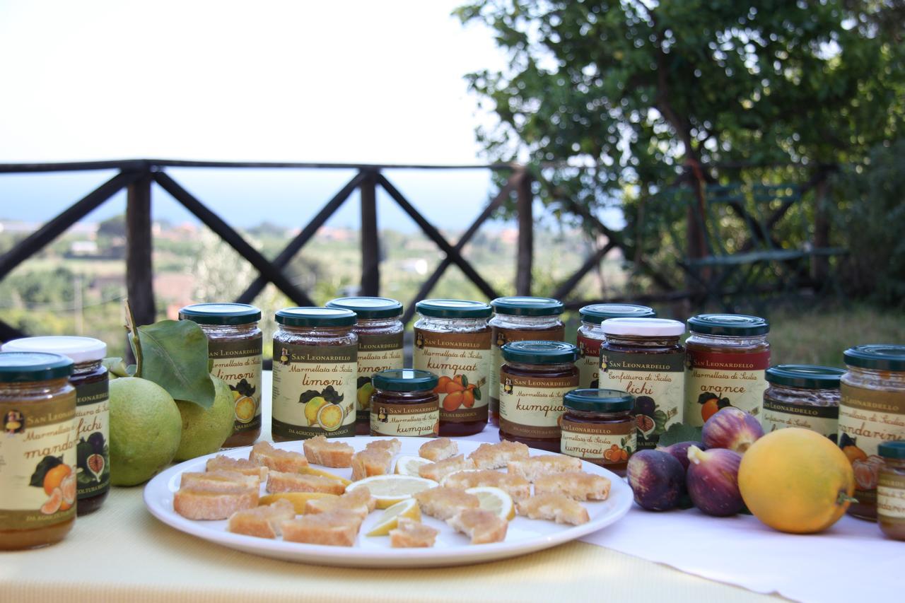 Agriturismo San Leonardello エクステリア 写真
