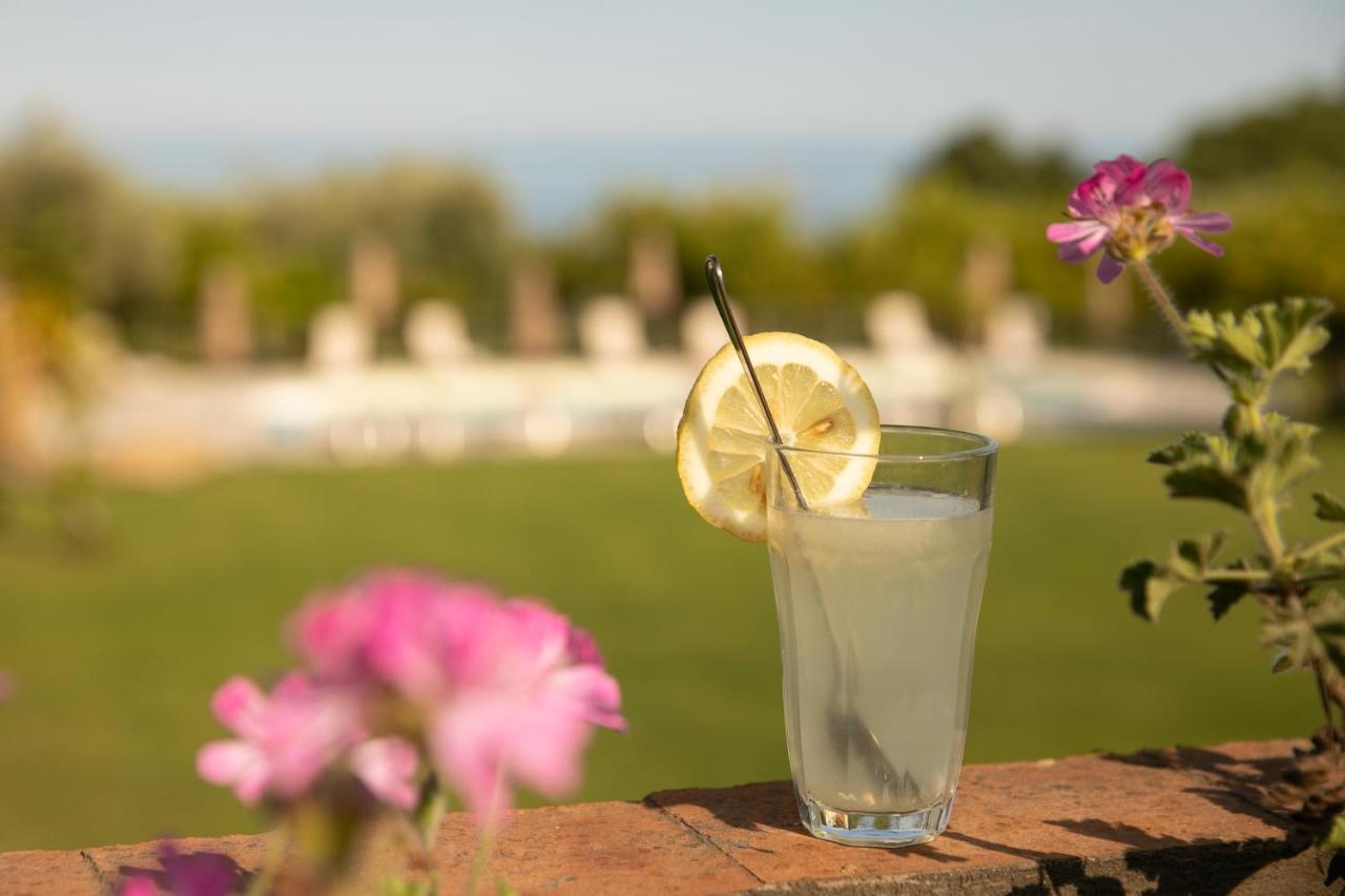 Agriturismo San Leonardello エクステリア 写真